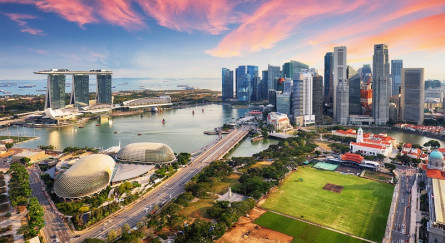 Singapore (Photo: TTstudio/Adobe Stock)