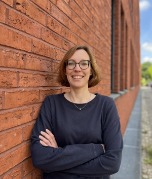 Dr. Irina Wiegand Dr. Irina Wiegand